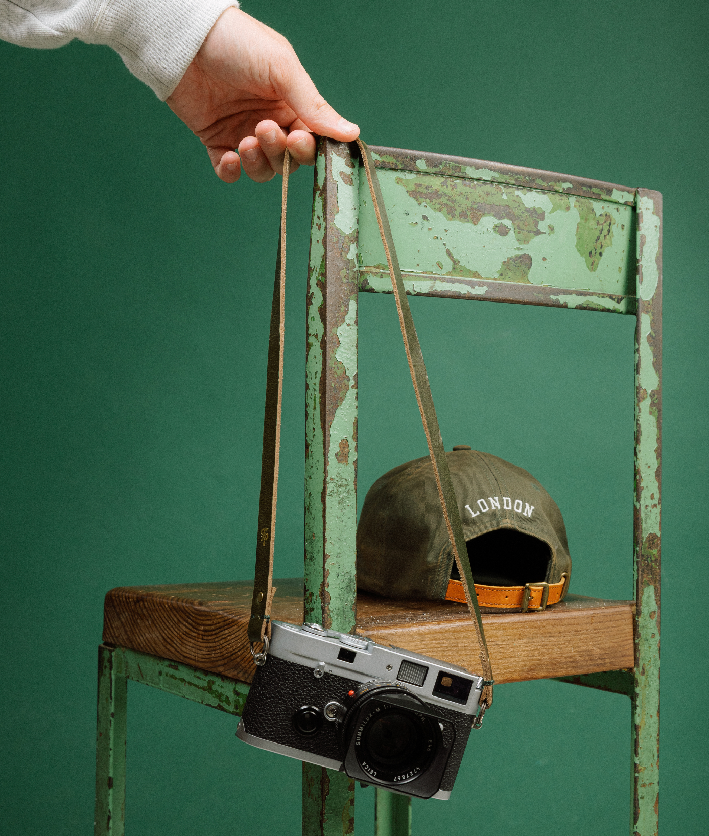 Mike Chudley The Focal Point Studio J|A short strap 1